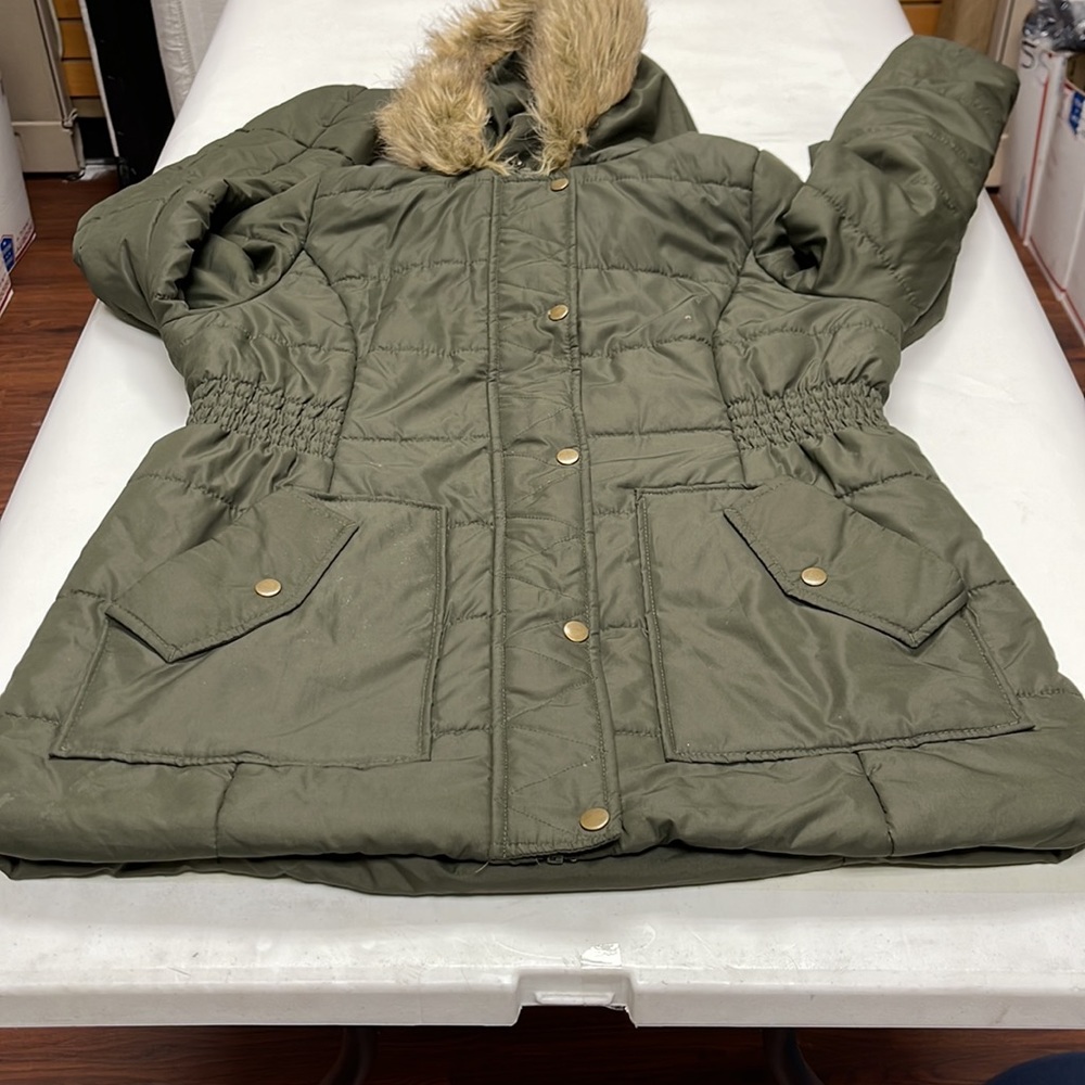 `NWOT Krush Fur Hoodie Jacket